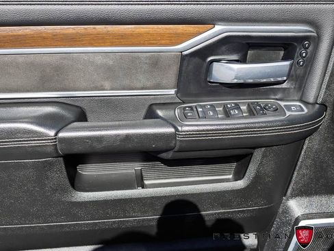 Used 2022 RAM 3500 Laramie AWD/4WD image 32