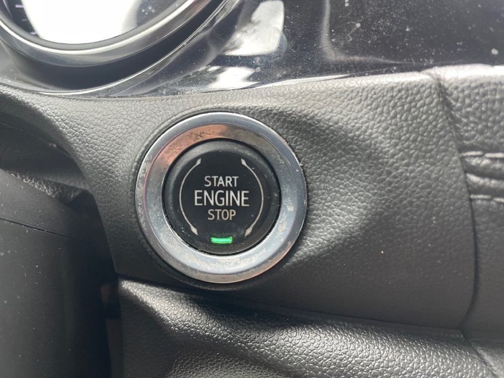 Used 2023 Buick Encore GX Preferred w/ Cold Weather Comfort Package AWD/4WD image 35