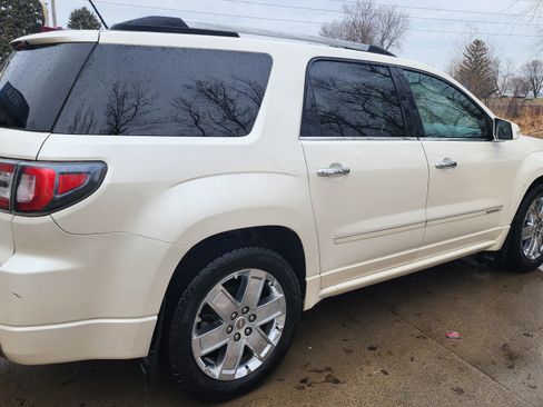 Used 2015 GMC Acadia Denali image 4