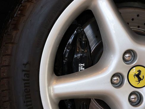 Used 1997 Ferrari 550 Maranello Coupe RWD image 16
