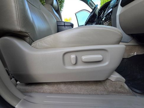 Used 2005 Toyota 4Runner Limited image 48