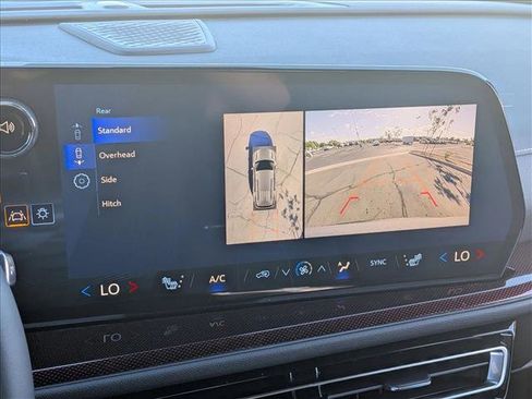 New 2026 Chevrolet Traverse Z71 w/ Enhanced Driving Package AWD/4WD image 13