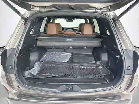 Used 2025 Subaru Forester Touring w/ Touring Package AWD/4WD image 29