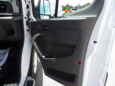 Used 2025 Ford Transit 250 Low Roof w/ Exterior Upgrade Package RWD image 29