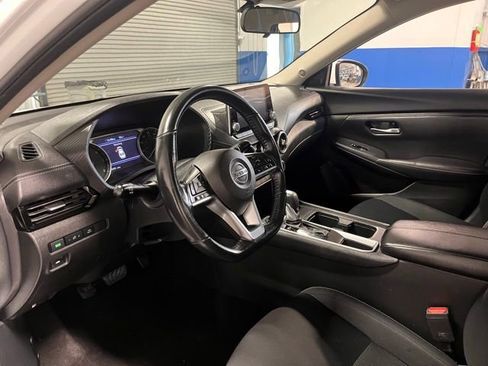 Used 2022 Nissan Sentra SV image 23