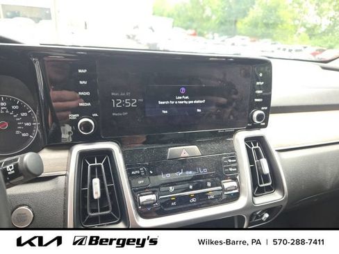 Certified 2023 Kia Sorento S w/ Panoramic Sunroof Package AWD/4WD image 6