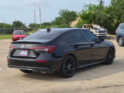 Used 2025 Honda Civic Sport image 5