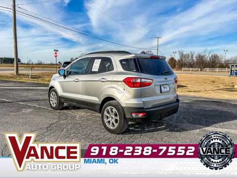 Used 2021 Ford EcoSport SE w/ SE Convenience Package image 5