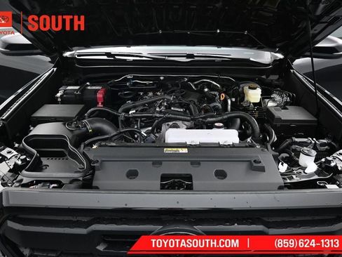 New 2026 Toyota Tacoma TRD Off-Road w/ TRD Off Road Upgrade Package AWD/4WD image 33