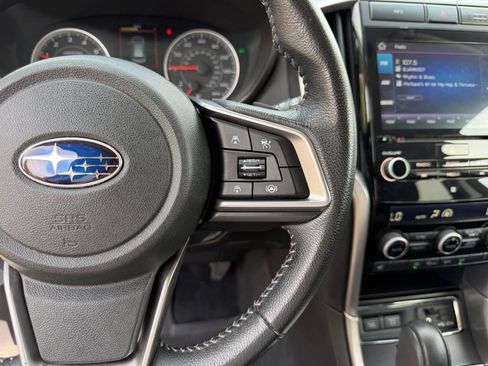 Used 2022 Subaru Ascent Premium w/ Convenience Package AWD/4WD image 19