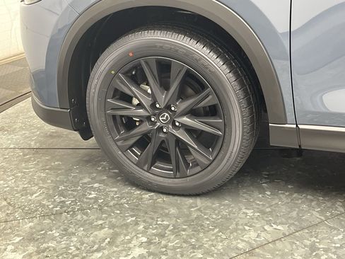 Certified 2024 MAZDA CX-5 Carbon Edition image 34