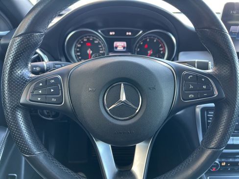 Used 2019 Mercedes-Benz GLA 250 4MATIC image 49