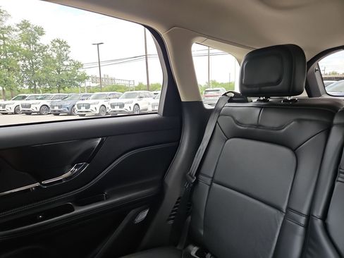 New 2025 Lincoln Corsair Reserve w/ Jet Appearance Package image 4