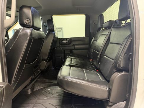 Used 2023 Chevrolet Silverado 2500 Custom w/ Custom Value Package image 22