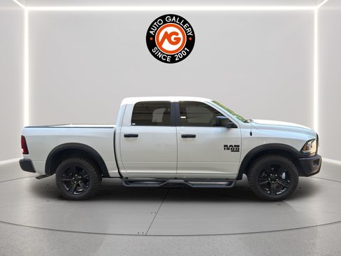 Used 2024 RAM 1500 Warlock RWD image 8