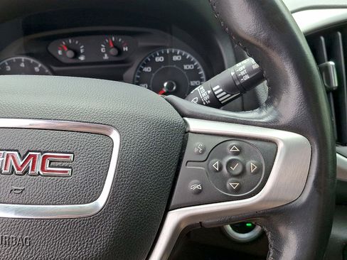 Used 2018 GMC Terrain SLE FWD image 18