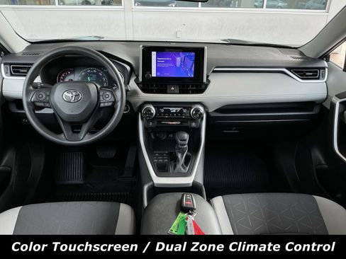 Used 2023 Toyota RAV4 XLE image 4