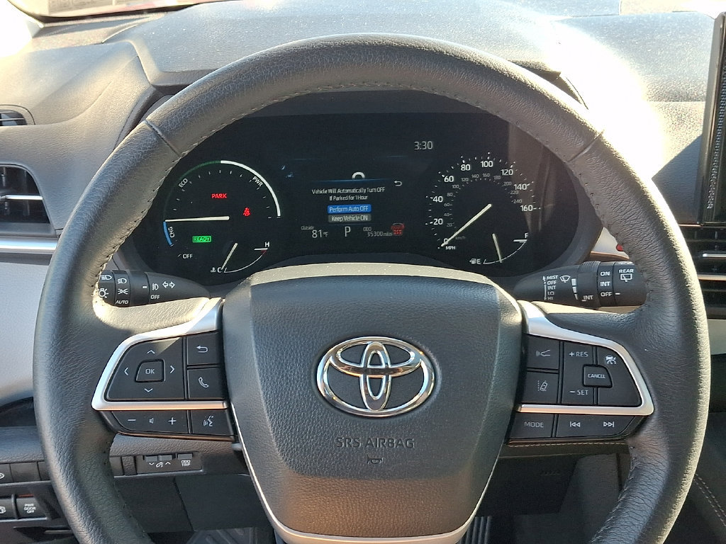 Certified 2026 Toyota Sienna XLE FWD image 28