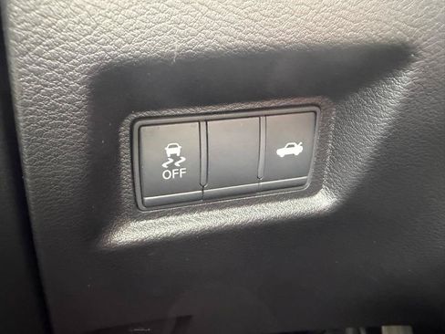 Used 2023 INFINITI Q50 Luxe AWD/4WD image 21