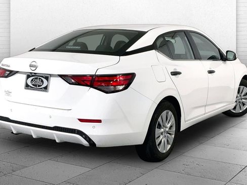 Used 2025 Nissan Sentra S FWD image 13