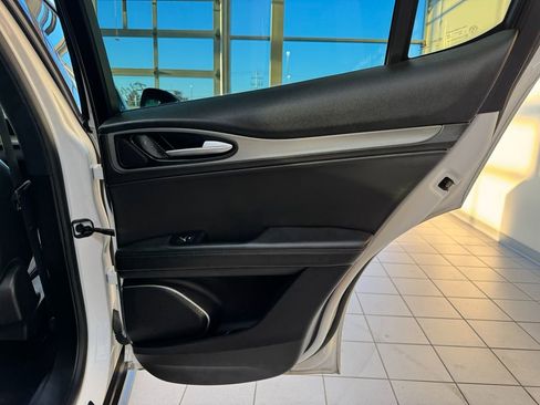 Used 2019 Alfa Romeo Stelvio Ti Sport w/ Quick Order Package 22S Sport image 38