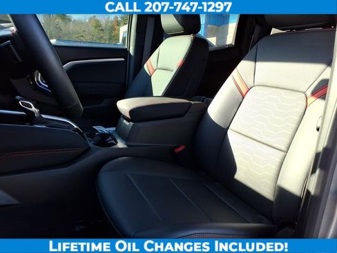 Used 2024 Chevrolet Colorado Z71 w/ Z71 Convenience Package 2 image 13