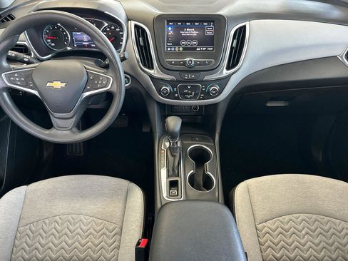 Used 2023 Chevrolet Equinox LT w/ LPO, Floor Liner Package FWD image 13
