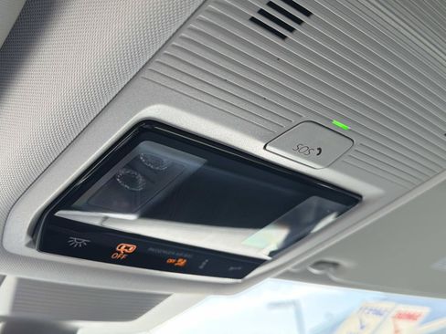 Certified 2026 Volkswagen Tiguan S FWD image 30