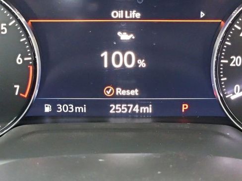 Used 2023 Buick Envision Avenir image 10