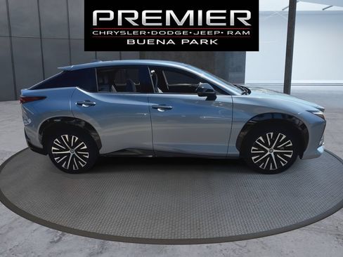 Used 2023 Lexus RZ 450e Premium w/ Accessory Package (Z1) AWD/4WD image 9