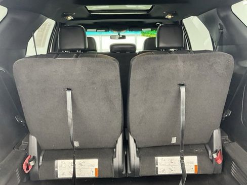 Used 2016 Ford Explorer XLT w/ Equipment Group 202A image 23