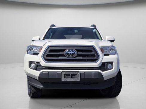 Used 2023 Toyota Tacoma SR5 RWD image 3