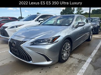 Used 2022 Lexus ES 350 Ultra Luxury w/ Accessory Package 2