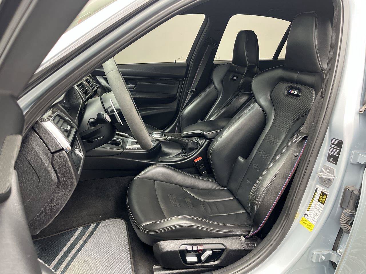 Used 2018 BMW M3 RWD image 9
