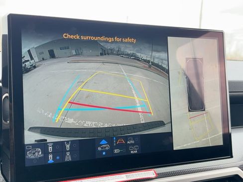 Used 2025 Toyota 4Runner Limited image 14