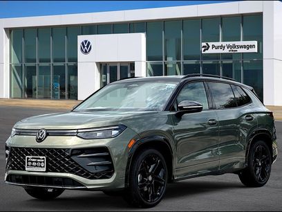 New 2026 Volkswagen Tiguan SE R-Line