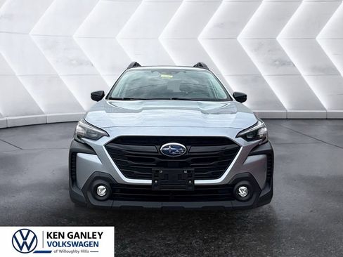 Used 2023 Subaru Outback Onyx Edition XT AWD/4WD image 2