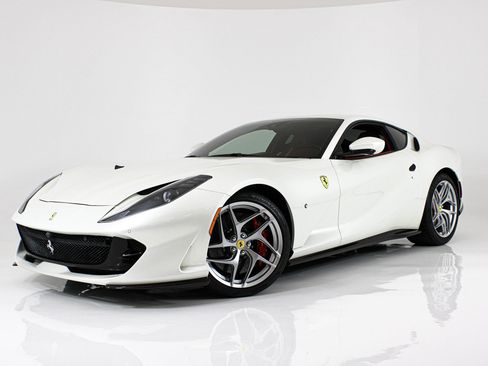 Certified 2020 Ferrari 812 Superfast RWD image 44