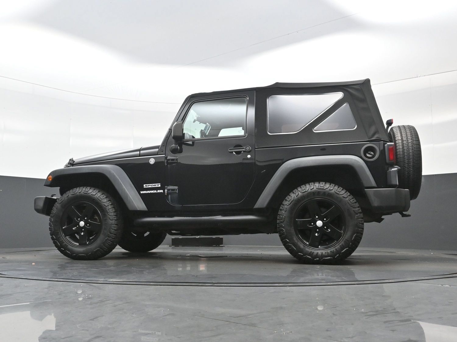 Used 2014 Jeep Wrangler Sport w/ Quick Order Package 24S AWD/4WD image 26