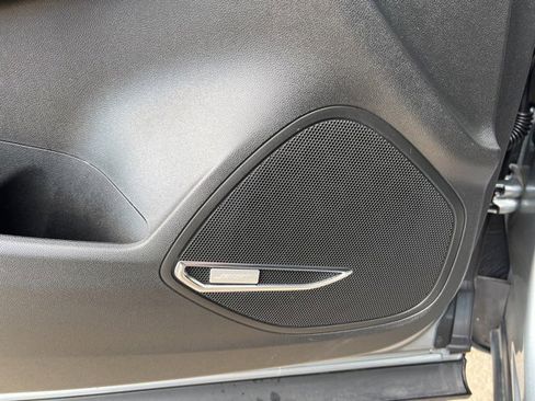 Certified 2025 Buick Envision Sport Touring image 13