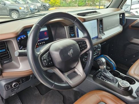 Used 2023 Ford Bronco Outer Banks image 18