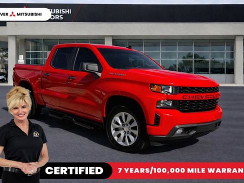 Used 2021 Chevrolet Silverado 1500 Custom image 1