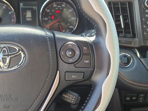 Used 2016 Toyota RAV4 SE w/ Advanced Technology Package image 19