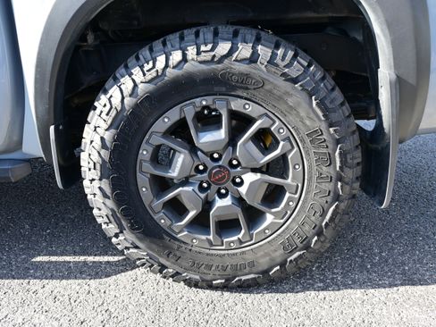 Certified 2023 Nissan Frontier PRO-4X w/ Pro-4X Premium Package image 10