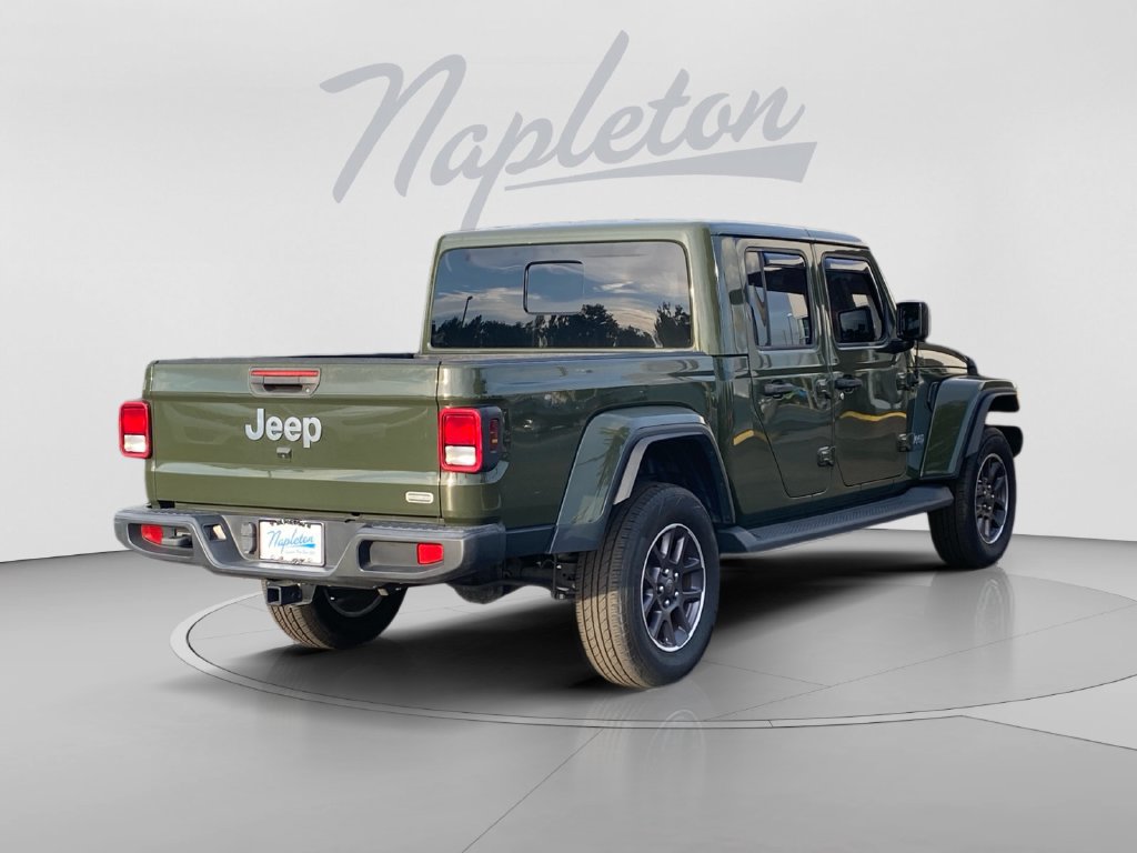 Used 2023 Jeep Gladiator Overland w/ Popular Equipment Package AWD/4WD image 6