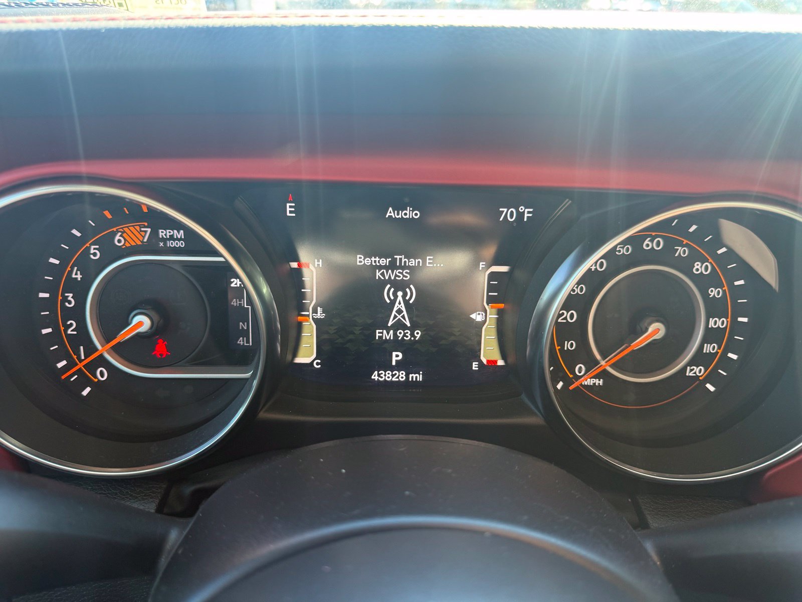 Used 2023 Jeep Wrangler Unlimited Rubicon w/ Cold Weather Group AWD/4WD image 16