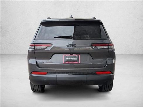 New 2025 Jeep Grand Cherokee L Limited image 7