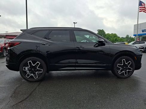 Used 2023 Chevrolet Blazer RS w/ Enhanced Convenience Package AWD/4WD image 7