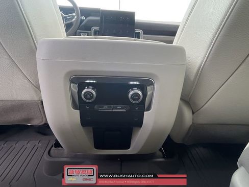 New 2025 GMC Yukon Denali w/ Sun & Power Step Package image 22