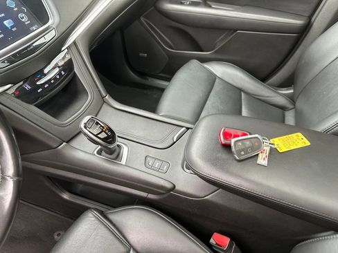 Used 2019 Cadillac XT5 Luxury image 18